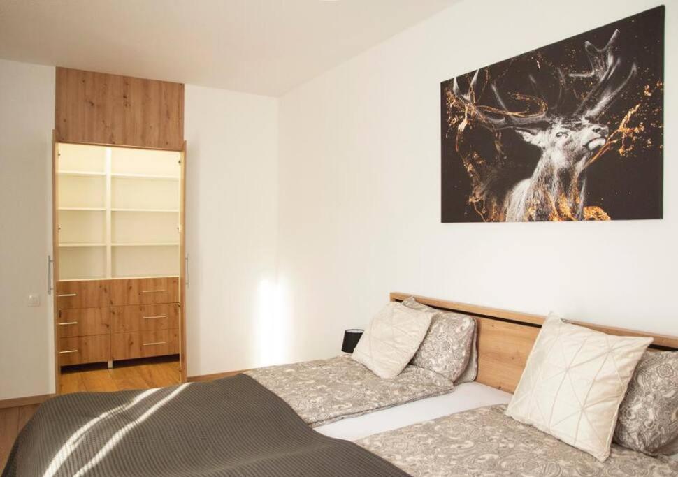 5 Dream Apartment 5 Cu Parcare Privata オラデア エクステリア 写真